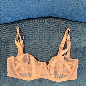 Victoria’s Secret unlined balconet bra as 32D